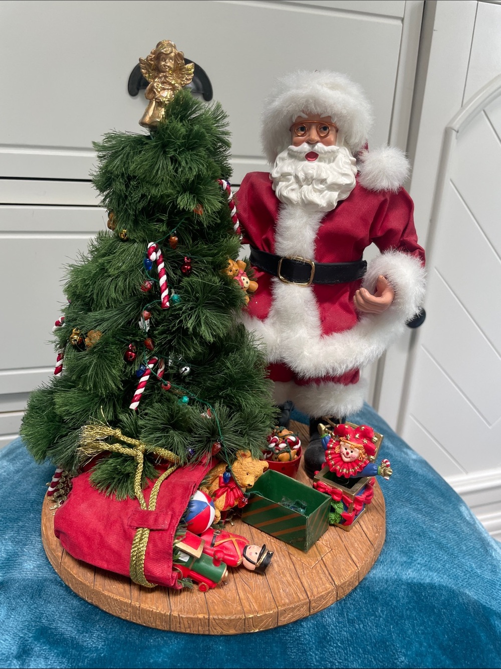 Kirkland Signature Fabric Mache Santa Claus Decorating The Christmas Tree 11"